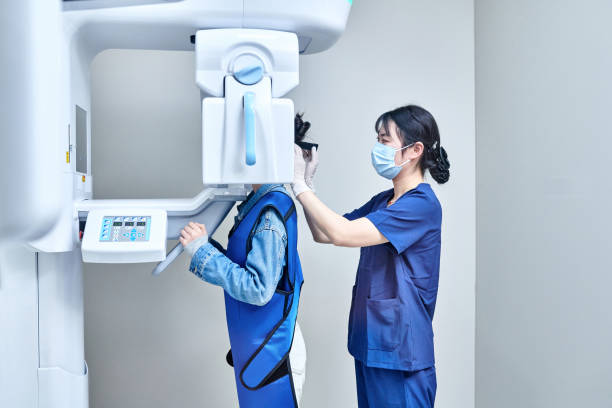 Best Pediatric Emergency Dentist in Vista Santa Rosa, CA